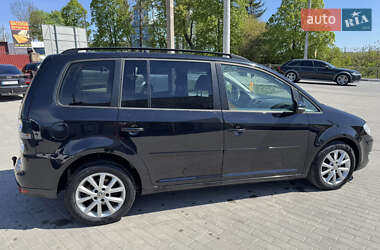Минивэн Volkswagen Touran 2010 в 