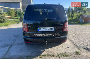 Мінівен Volkswagen Touran 2009 в 