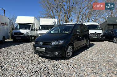 Минивэн Volkswagen Touran 2015 в Ровно