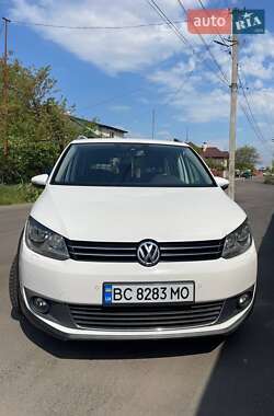Мінівен Volkswagen Touran 2011 в 