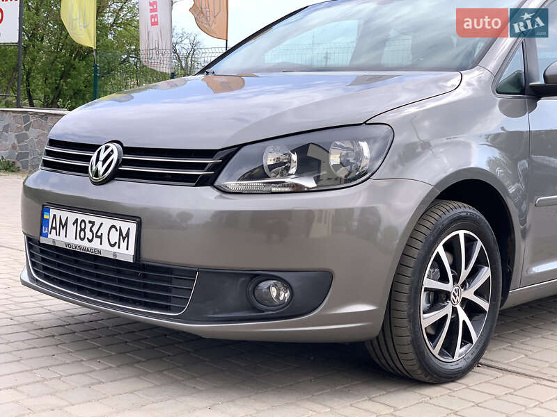 Мінівен Volkswagen Touran 2011 в Бердичеві