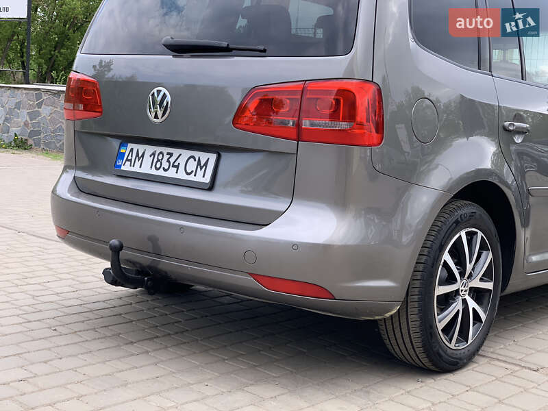 Мінівен Volkswagen Touran 2011 в Бердичеві