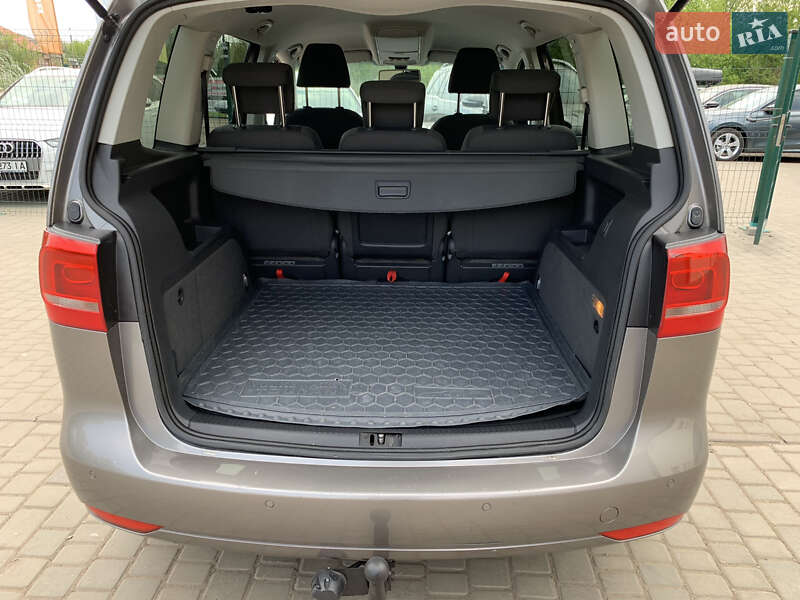 Мінівен Volkswagen Touran 2011 в Бердичеві