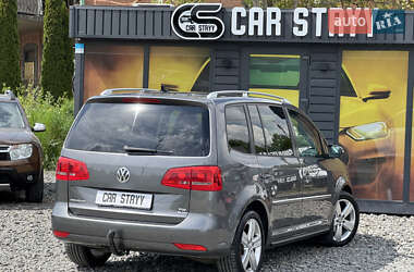 Мінівен Volkswagen Touran 2010 в 
