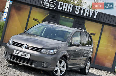 Мінівен Volkswagen Touran 2010 в 
