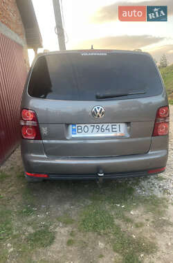 Минивэн Volkswagen Touran 2007 в 