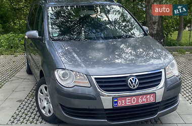 Минивэн Volkswagen Touran 2007 в 