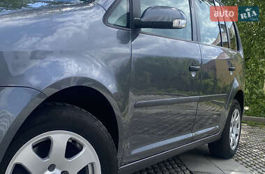 Минивэн Volkswagen Touran 2007 в 