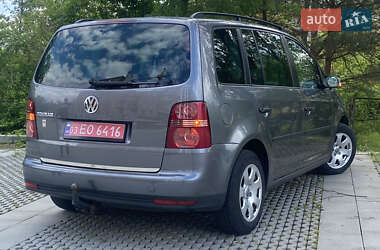 Минивэн Volkswagen Touran 2007 в 