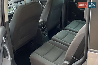 Минивэн Volkswagen Touran 2007 в 