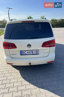 Минивэн Volkswagen Touran 2013 в 