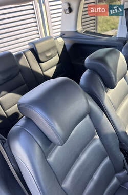 Минивэн Volkswagen Touran 2013 в 