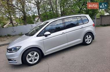 Мікровен Volkswagen Touran 2016 в Вінниці