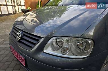 Мінівен Volkswagen Touran 2004 в 