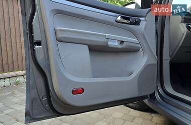 Мінівен Volkswagen Touran 2004 в 