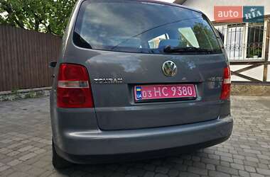 Мінівен Volkswagen Touran 2004 в 