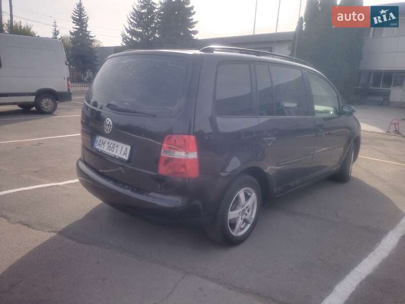 Минивэн Volkswagen Touran 2005 в Бердичеве
