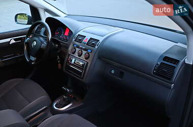 Минивэн Volkswagen Touran 2008 в 