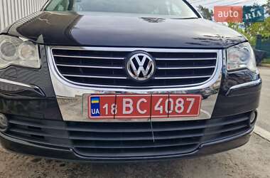 Минивэн Volkswagen Touran 2007 в 