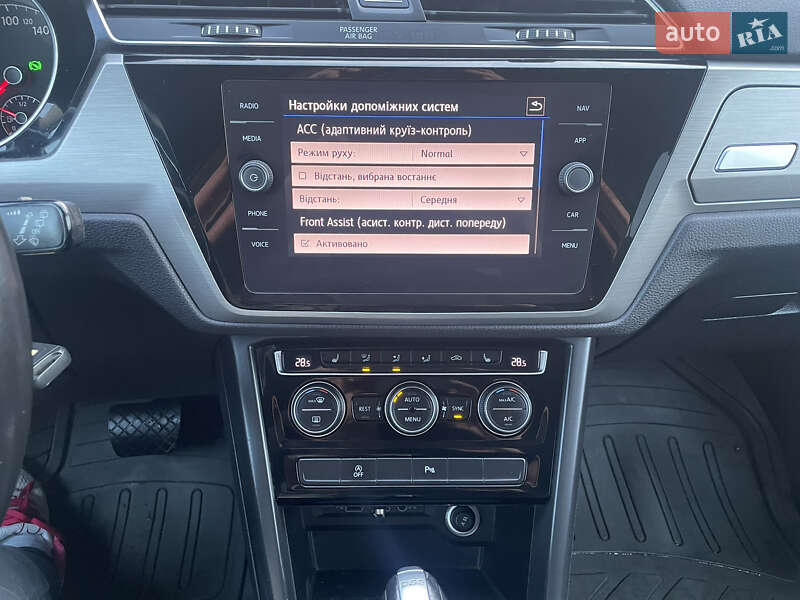 Мікровен Volkswagen Touran 2018 в Кропивницькому