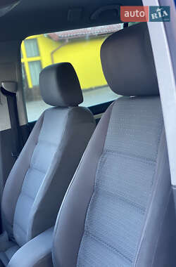 Мінівен Volkswagen Touran 2004 в 