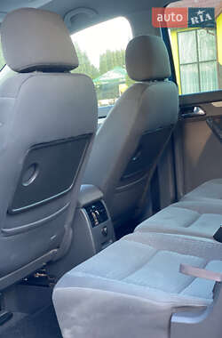 Мінівен Volkswagen Touran 2004 в 
