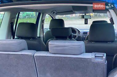 Мінівен Volkswagen Touran 2004 в 