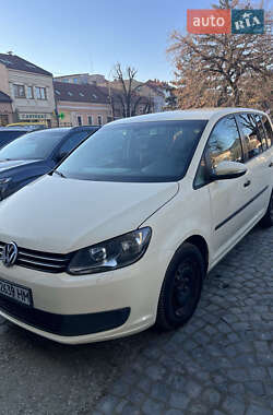 Мінівен Volkswagen Touran 2011 в Ужгороді