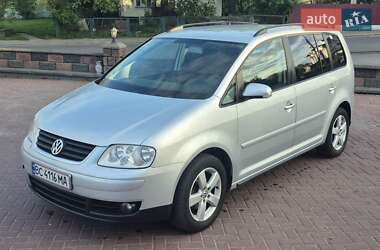 Минивэн Volkswagen Touran 2005 в 