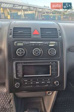 Минивэн Volkswagen Touran 2005 в 