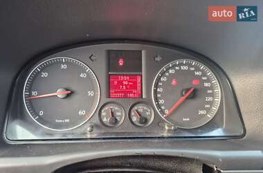 Минивэн Volkswagen Touran 2005 в 