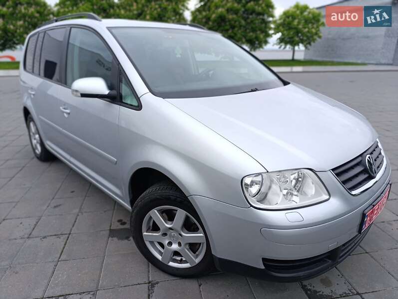 Мінівен Volkswagen Touran 2005 в Світловодську