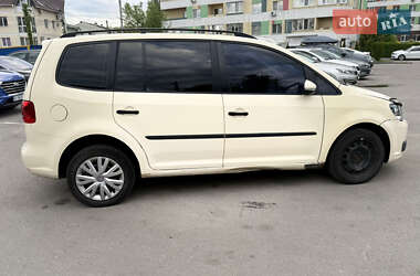 Минивэн Volkswagen Touran 2014 в 