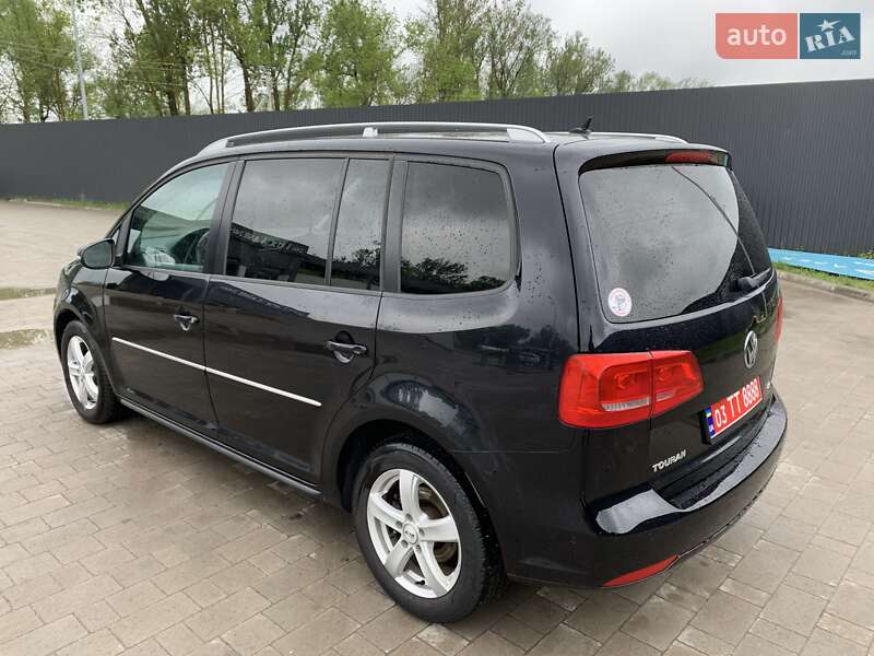 Мінівен Volkswagen Touran 2010 в Заліщиках
