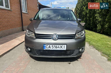 Минивэн Volkswagen Touran 2011 в Киеве