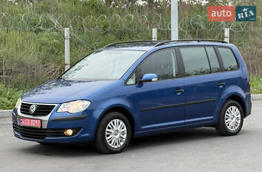 Мінівен Volkswagen Touran 2008 в 