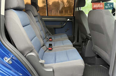 Мінівен Volkswagen Touran 2008 в 