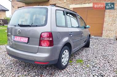 Минивэн Volkswagen Touran 2008 в 