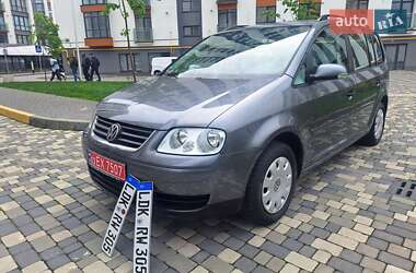 Минивэн Volkswagen Touran 2006 в 