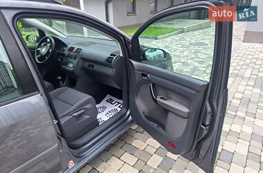 Минивэн Volkswagen Touran 2006 в 