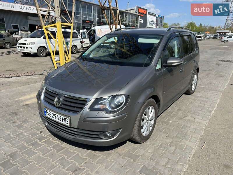 Volkswagen Touran 2010