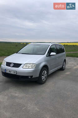 Мінівен Volkswagen Touran 2004 в Миколаєві