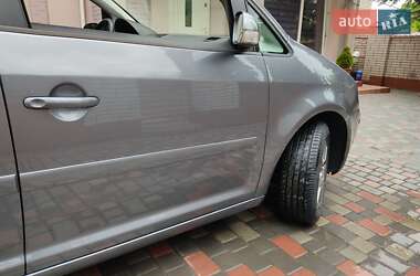 Минивэн Volkswagen Touran 2006 в 