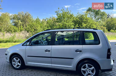 Мінівен Volkswagen Touran 2008 в 