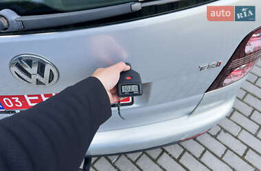 Мінівен Volkswagen Touran 2008 в 