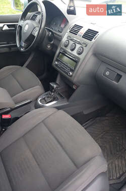 Мінівен Volkswagen Touran 2009 в 