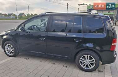Мінівен Volkswagen Touran 2004 в 
