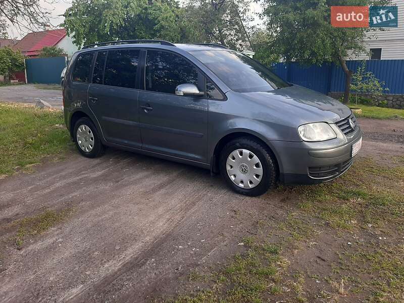 Минивэн Volkswagen Touran 2004 в Полтаве