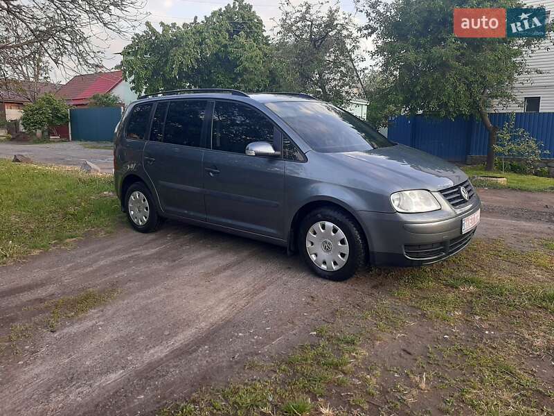 Минивэн Volkswagen Touran 2004 в Полтаве