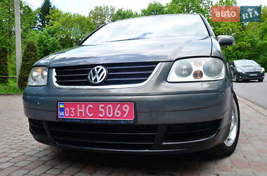 Мінівен Volkswagen Touran 2007 в 